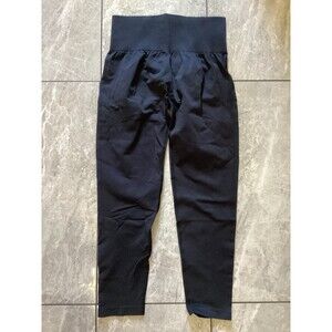 Halara Black Workout Athletic Capris Pants Scrunched Back XL
